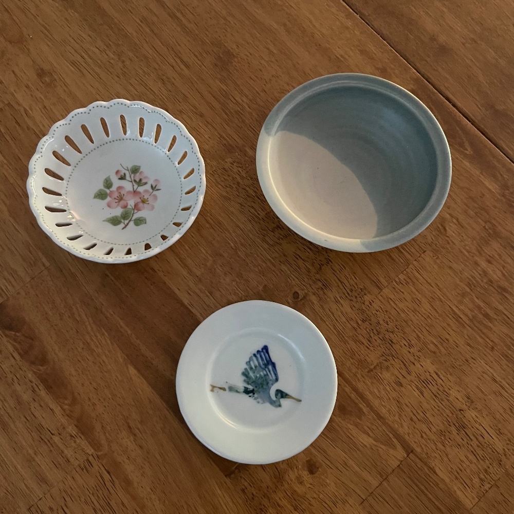 Small Decorative bowls and plate, holder for jewelry, rings, coins, keys